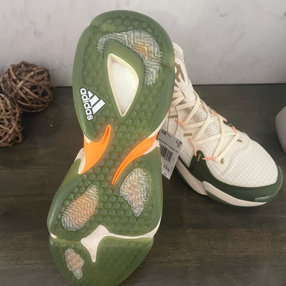 ADIDAS Mahomes 1 Impact FLX Khaki Green - Picture 6 of 6
